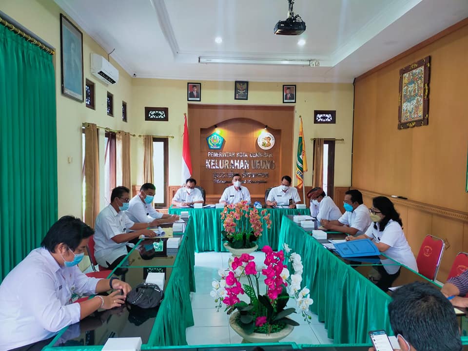 Rapat Koordinasi Pembentukan TPS3R di Kelurahan Ubung