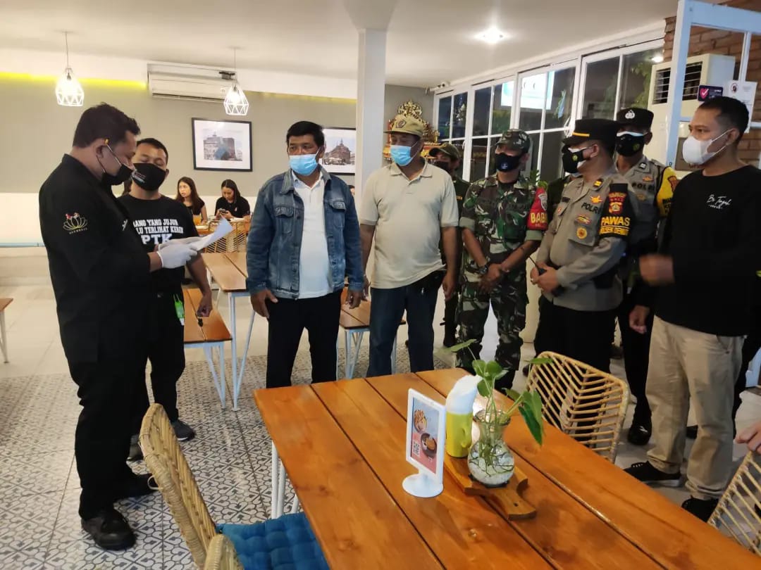 Giat monitoring PPKM di wilayah Kelurahan Ubung