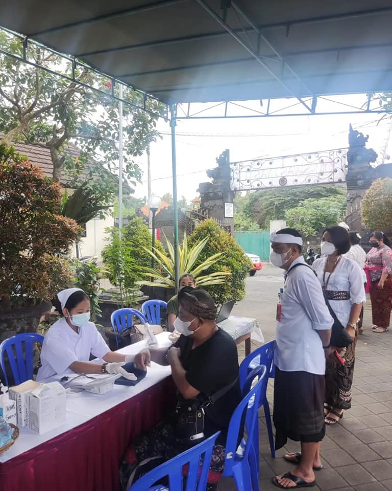 Pelaksanaan hari ketiga Vaksin Dosis 3 (Booster) di Kantor Kelurahan Ubung