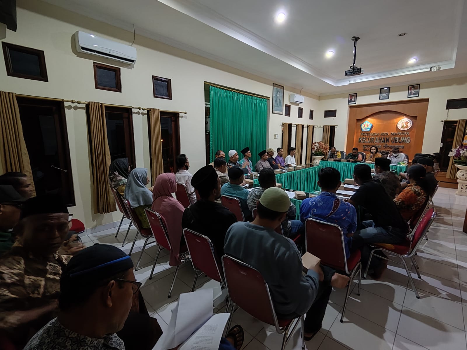 Rapat Forum Kerukunan Umat Beragama