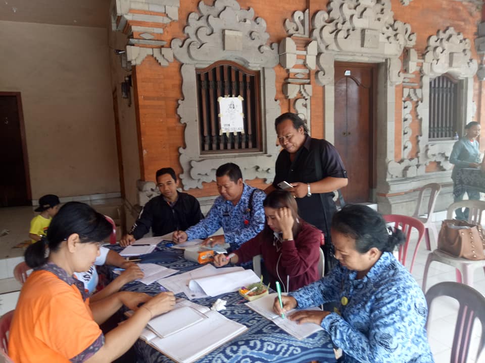 KEGIATAN POSYANDU DI LINGKUNGAN BATUR KELURAHAN UBUNG