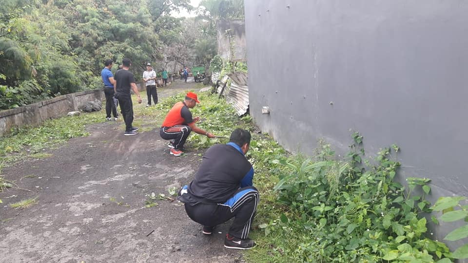 JUMAT BERSIH DI LINGKUNGAN TENGAH KELURAHAN UBUNG