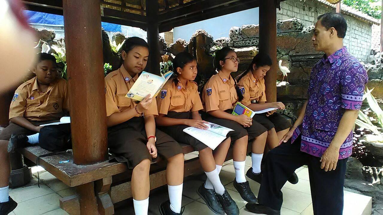 KEGIATAN JUMAT BACA DI KELURAHAN UBUNG