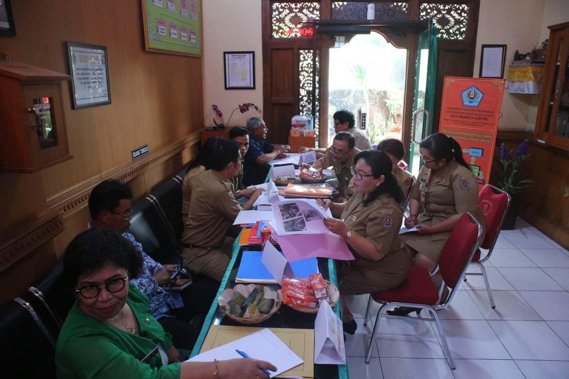 PEMBINAAN I LOMBA KELURAHAN DARI TIM PEMBINA KOTA DENPASAR