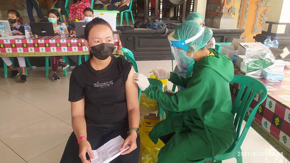 Kegiatan Vaksinasi Covid19 dosis ke 2 di Kelurahan Ubung