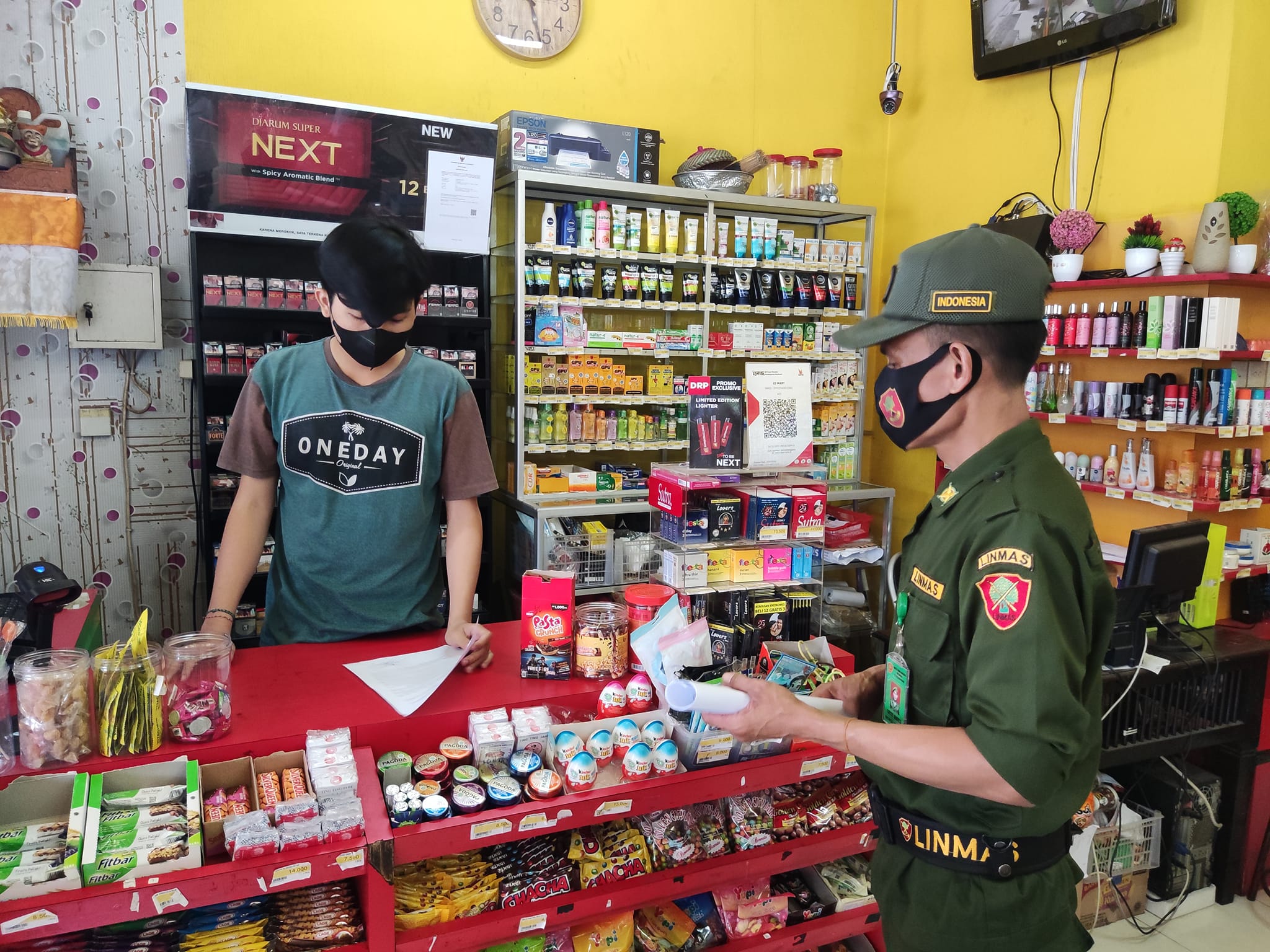 Giat Patroli & Sosialisasi oleh Satgas Kelurahan dan Banjar